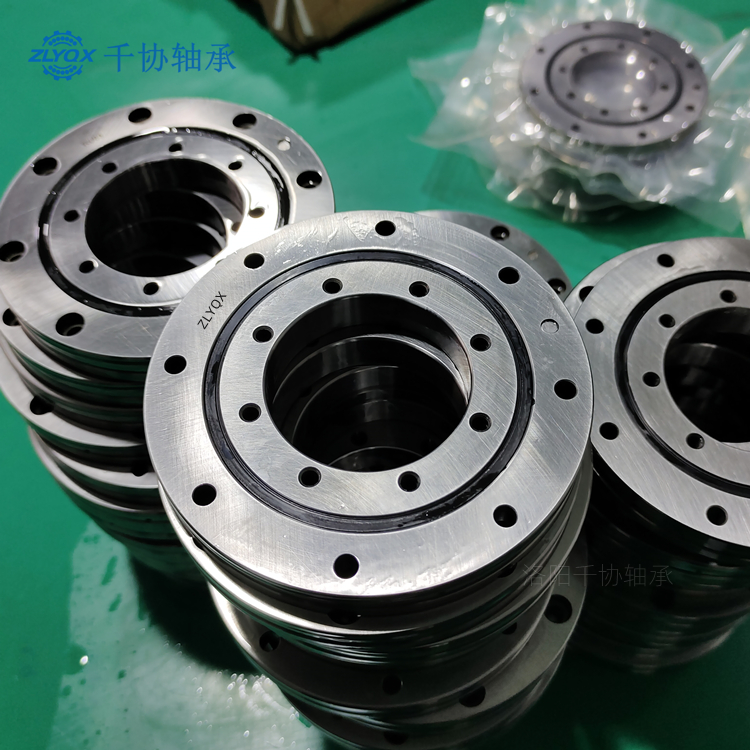 交叉滾子軸承的構造原理剖析 交叉滾子軸承的構造原理剖析